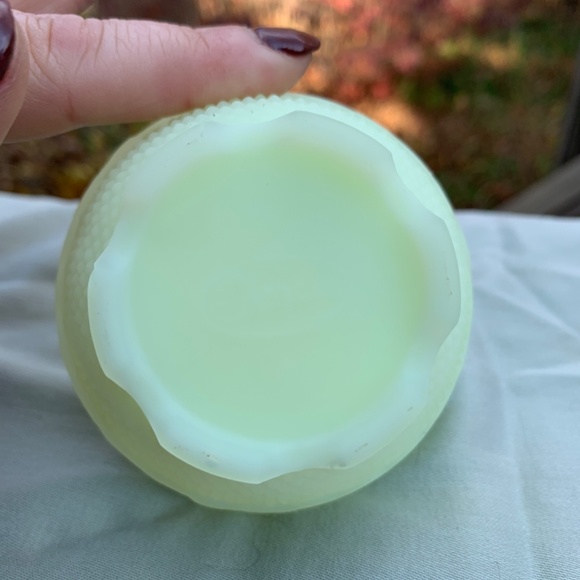 Fenton “Birth of a Savior” 2 piece fairy light - Picture 10 of 10